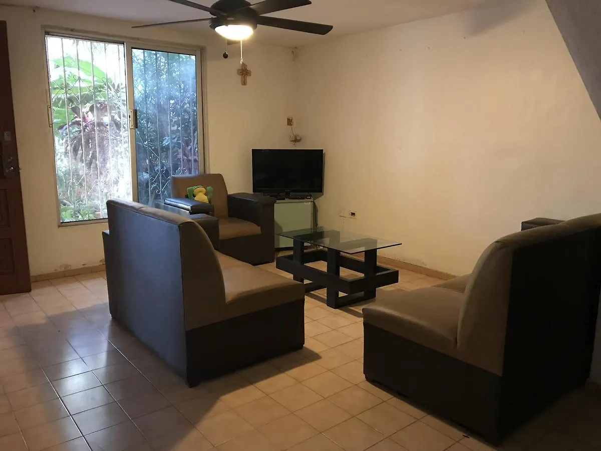 Homestay Las Brisas Merida Hotel